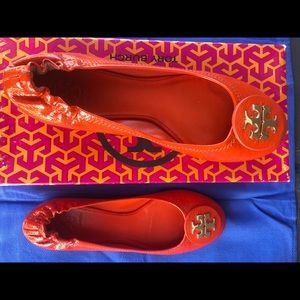 S🅾️LD- Tory Burch,Pre loved, Patent texture.